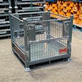 Photo of fully collpasible pallet cages