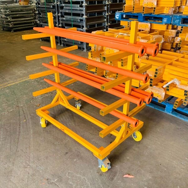 Loading and Unloading of Mobile Pipe Trolleys
