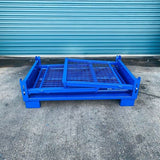 Photo shows Collapsible pallet cage